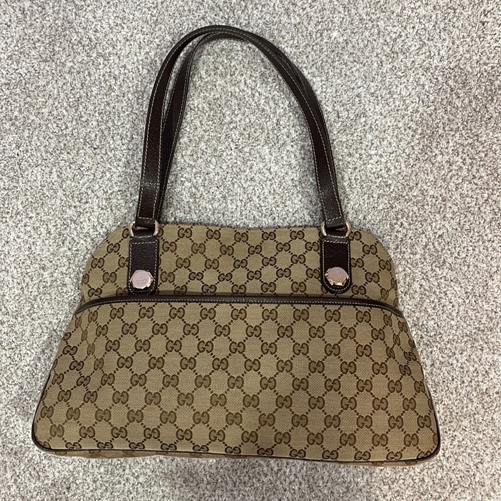 Gucci La Cura Del Prodotto (NWOT)